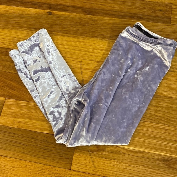 Mignone Girl’s Silver Velvet Leggings Size 4T - Picture 1 of 6